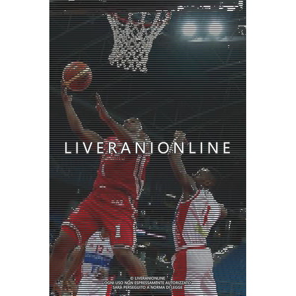 Consultinvest Pesaro vs EA7 Emporio Armani Milano, Campionato Lega Basket serie A1, 22 marzo 2015 nella foto Joe Regland sale verso il canestro ©Zamagni/AGENZIA ALDO LIVERANI SAS
