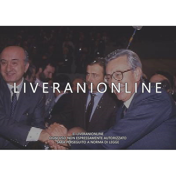 RETROSPETTIVA ARNALDO FORLANI POLITICO DEMOCRAZIA CRISTIANA NELLA FOTO ARNALDO FORLANI POLITICO DEMOCRAZIA CRISTIANA CON CIRIACO DE MITA AG ALDO LIVERANI SAS