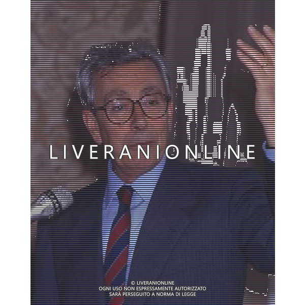 RETROSPETTIVA ARNALDO FORLANI POLITICO DEMOCRAZIA CRISTIANA NELLA FOTO ARNALDO FORLANI POLITICO DEMOCRAZIA CRISTIANA AG ALDO LIVERANI SAS