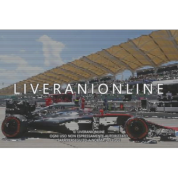 Jenson Button (GBR) McLaren MP4-30 leaves the pits. 27.03.2015. Formula 1 World Championship, Rd 2, Malaysian Grand Prix, Sepang, Malaysia, Friday. AG ALDO LIVERANI SAS ONLY ITALY