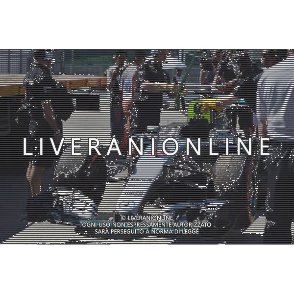 The Mercedes AMG F1 W06 of Lewis Hamilton (GBR) Mercedes AMG F1 is recovered back to the pits on the back of a truck in the first practice session. 27.03.2015. Formula 1 World Championship, Rd 2, Malaysian Grand Prix, Sepang, Malaysia, Friday. AG ALDO LIVERANI SAS ONLY ITALY
