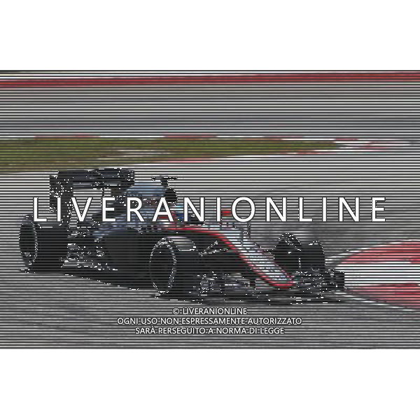 Fernando Alonso (ESP) McLaren MP4-30. 27.03.2015. Formula 1 World Championship, Rd 2, Malaysian Grand Prix, Sepang, Malaysia, Friday. - www.xpbimages.com, EMail: requests@xpbimages.com - copy of publication required for printed pictures. Every used picture is fee-liable. © Copyright: Photo4 / XPB Images Agenzia Aldo Liverani s.a.s/ONLY ITALY