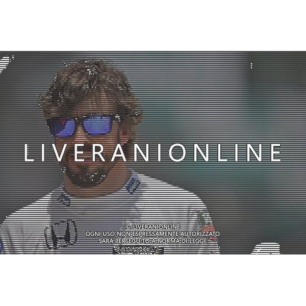 Fernando Alonso (ESP) McLaren. 27.03.2015. Formula 1 World Championship, Rd 2, Malaysian Grand Prix, Sepang, Malaysia, Friday. - www.xpbimages.com, EMail: requests@xpbimages.com - copy of publication required for printed pictures. Every used picture is fee-liable. © Copyright: Price / XPB Images Agenzia Aldo Liverani s.a.s/ONLY ITALY