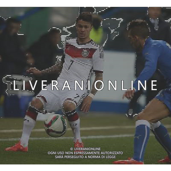 firo Fu§ball,Fussball, 27.03.2015 LŠnderspiel Nationalmannschaft, Saison U 23 Deutschland - Italien . Einzelaktion Leonardo Bittencourt . $worldrightsEs gelten unsere AGB, einsehbar auf www.firosportphoto.de copyright by firo sportphoto: /AGENZIA ALDO LIVERANI SAS - ITALY ONLY - EDITORIAL USE ONLY - GERMANIA - ITALIA UNDER 21