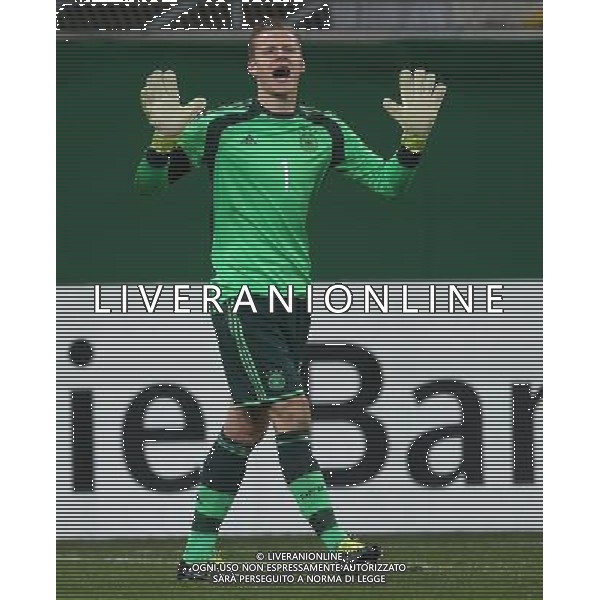 firo Fu§ball,Fussball, 27.03.2015 LŠnderspiel Nationalmannschaft, Saison U 23 Deutschland - Italien 2:2 GEstik Bernd Leno $worldrightsEs gelten unsere AGB, einsehbar auf www.firosportphoto.de copyright by firo sportphoto: /AGENZIA ALDO LIVERANI SAS - ITALY ONLY - EDITORIAL USE ONLY - GERMANIA - ITALIA UNDER 21