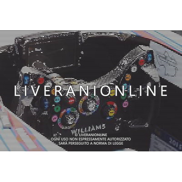 Williams FW37 steering wheel. 28.03.2015. Formula 1 World Championship, Rd 2, Malaysian Grand Prix, Sepang, Malaysia, Saturday. - www.xpbimages.com, EMail: requests@xpbimages.com - copy of publication required for printed pictures. Every used picture is fee-liable. Â© Copyright: Batchelor / XPB Images/ONLY ITALY/Agenzia Aldo Liverani s.a.s.