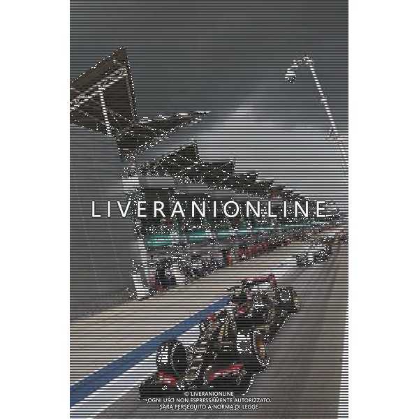 Romain Grosjean (FRA) Lotus F1 E23 in the queue at the end of the pit lane. 28.03.2015. Formula 1 World Championship, Rd 2, Malaysian Grand Prix, Sepang, Malaysia, Saturday. - www.xpbimages.com, EMail: requests@xpbimages.com - copy of publication required for printed pictures. Every used picture is fee-liable. Â© Copyright: Batchelor / XPB Images/ONLY ITALY/Agenzia Aldo Liverani s.a.s.
