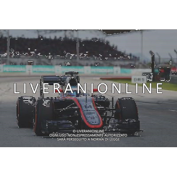 Fernando Alonso (ESP) McLaren MP4-30. 29.03.2015. Formula 1 World Championship, Rd 2, Malaysian Grand Prix, Sepang, Malaysia, Sunday. /AGENZIA ALDO LIVERANI SAS - ITALY ONLY - EDITORIAL USE ONLY - GP F1 MALESIA GARA 29 MARZO 2015