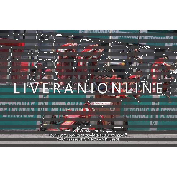 Sebastian Vettel (GER), Scuderia Ferrari 29.03.2015. Formula 1 World Championship, Rd 2, Malaysian Grand Prix, Sepang, Malaysia, Sunday. /AGENZIA ALDO LIVERANI SAS - ITALY ONLY - EDITORIAL USE ONLY