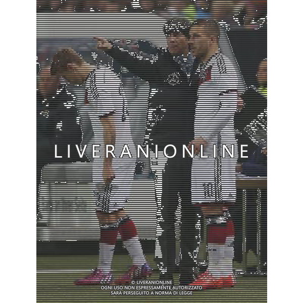 firo Fu§ball, Fussball, 25.03.2015 LŠnderspiel, Freundschaftsspiel, Testspiel Saison 2015/2016, Nati, Deutsche Nationalmannschaft Deutschland, GER - Australien, AUS GER Bundestrainer Trainer Coach Jogi Joachim Lšw Loew, GER Lukas Podolski, Gestik, Geste, Einwechslung $worldrights Es gelten unsere AGB, einsehbar auf www.firosportphoto.de copyright by firo sportphoto: /AGENZIA ALDO LIVERANI SAS - ITALY ONLY - EDITORIAL USE ONLY - germania australia