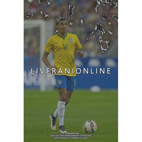 Luiz Gustavo - 26.03.2015 - France / Bresil - Match Amical Photo : Andre Ferreira / Icon Sport AG ALDO LIVERANI SAS ONLY ITALY