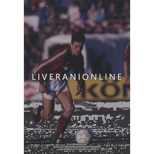 RETROSPETTIVA ANTONIO SABATO CALCIATORE NELLA FOTO SABATO ANTONIO CON LA MAGLIA DEL TORINO AG ALDO LIVERANI SAS