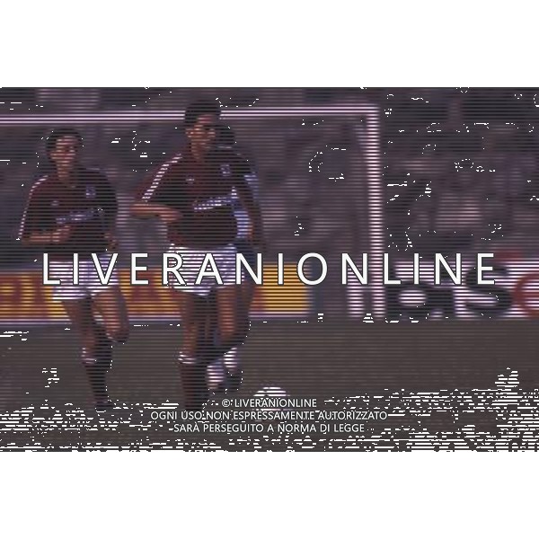 RETROSPETTIVA ANTONIO SABATO CALCIATORE NELLA FOTO SABATO ANTONIO CON LA MAGLIA DEL TORINO AG ALDO LIVERANI SAS