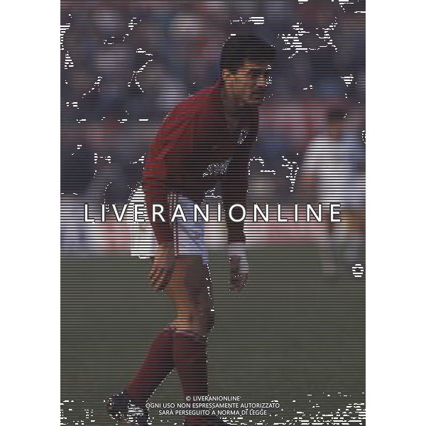 RETROSPETTIVA ANTONIO SABATO CALCIATORE NELLA FOTO SABATO ANTONIO CON LA MAGLIA DEL TORINO AG ALDO LIVERANI SAS