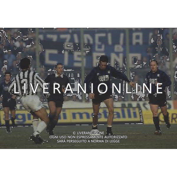 RETROSPETTIVA ARMANDO MADONNA CALCIATORE NELLA FOTO ARMANDO MADONNA CON LA MAGLIA DELL\'ATALANTA AG ALDO LIVERANI SAS