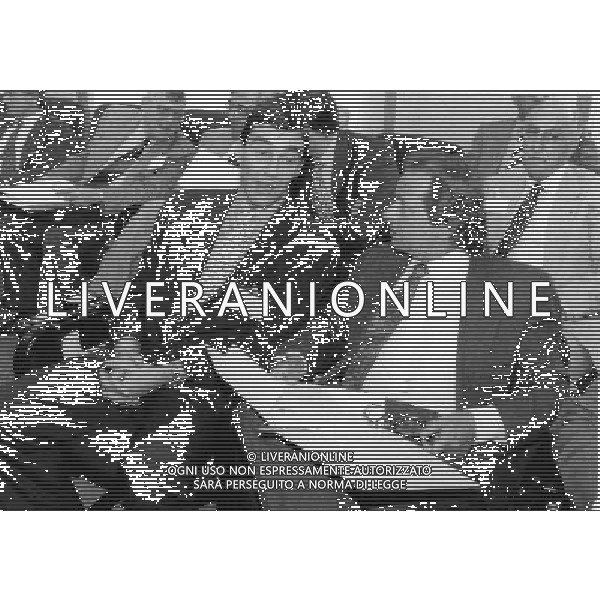 RETROSPETTIVA GINO CORIONI NELLA FOTO GINO CORIONI CON FARINA AG ALDO LIVERANI SAS