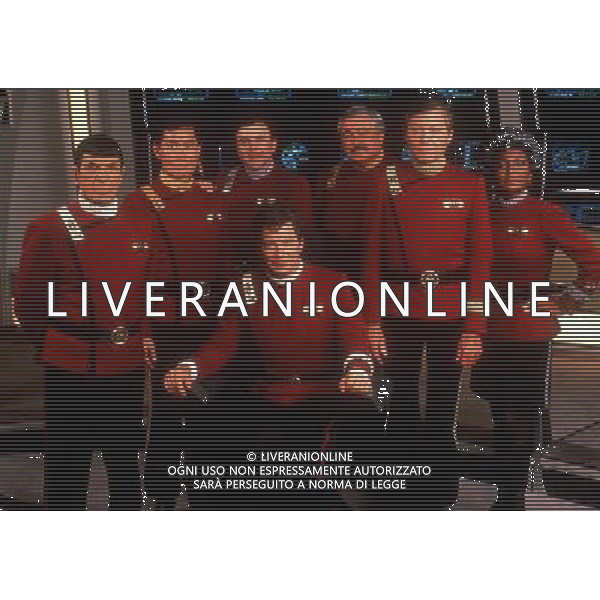 STAR TREK V: \'THE FINAL FRONTIER\' - \'L\'ULTIMA FRONTIERA\' del 1989 diretto da William Shatner nella foto William Shatner con Leonard Nimoy, DeForest Kelley George Takei e Walter Koenig James Doohan ©Archivio/AGENZIA ALDO LIVERANI SAS