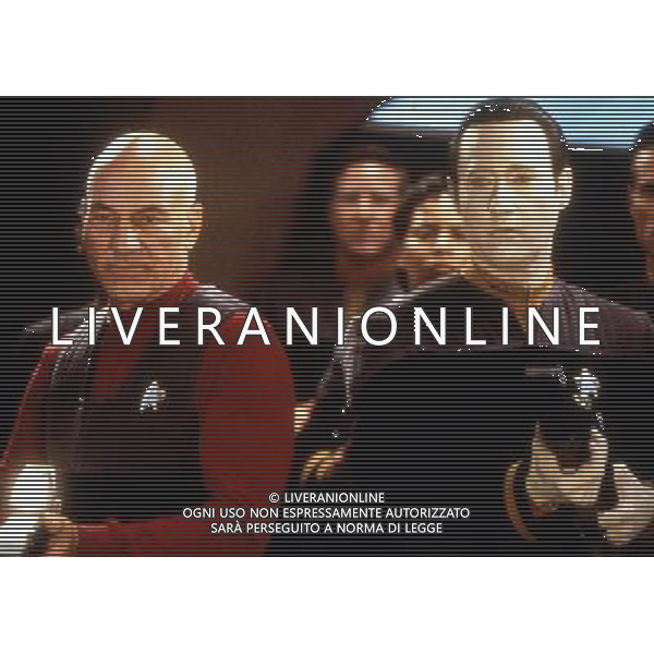 STAR TREK: \'THE FIRST CONTACT\' - \'PRIMO CONTATTO\' Serie Televisiva del 1996 diretta da Jonathan Frakes nella foto Brent Spiner e Patrick Stewart ©Archivio/AGENZIA ALDO LIVERANI SAS