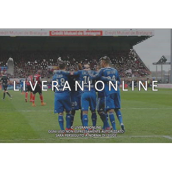 Joie Alexandre LACAZETTE - 04.04.2015 - Guingamp / Lyon - 31eme journee de Ligue 1 Photo : Vincent Michel / Icon Sport /Agenzia Aldo Liverani sas - ITALY ONLY - EDITORIAL USE ONLY