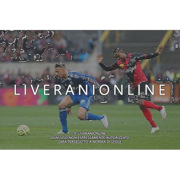 Corentin TOLISSO / Christophe MANDANNE - 04.04.2015 - Guingamp / Lyon - 31eme journee de Ligue 1 Photo : Vincent Michel / Icon Sport /Agenzia Aldo Liverani sas - ITALY ONLY - EDITORIAL USE ONLY