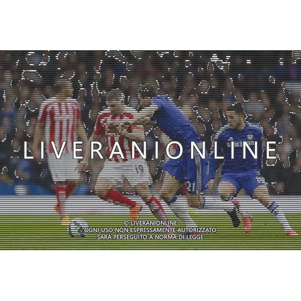 Stoke City\'s Jonathan Walters under pressure from Chelsea\'s Nemanja Matic Photographer Craig Mercer/CameraSport Football - Barclays Premiership - Chelsea v Stoke City - Saturday 4th April 2015 - Stamford Bridge - London © CameraSport - 43 Linden Ave. Countesthorpe. Leicester. England. LE8 5PG - Tel: +44 (0) 116 277 4147 - admin@camerasport.com - www.camerasport.com