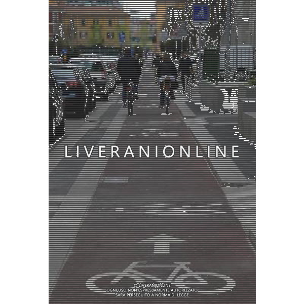 Milano Situazioni Milano - 03.04.2015 Nella Foto:Pista Ciclabile /Ph.Vitez-Ag. Aldo Liverani