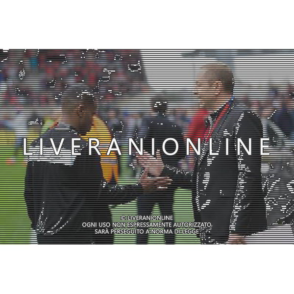 Bertrand DESPLAT / Claudio BEAUVUE - 04.04.2015 - Guingamp / Lyon - 31eme journee de Ligue 1 Photo : Vincent Michel / Icon Sport AG ALDO LIVERANI SAS ONLY ITALY