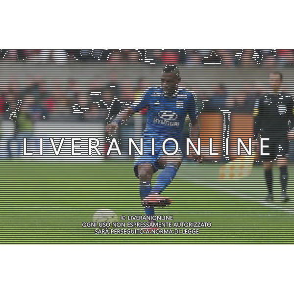 Henri BEDIMO - 04.04.2015 - Guingamp / Lyon - 31eme journee de Ligue 1 Photo : Vincent Michel / Icon Sport AG ALDO LIVERANI SAS ONLY ITALY