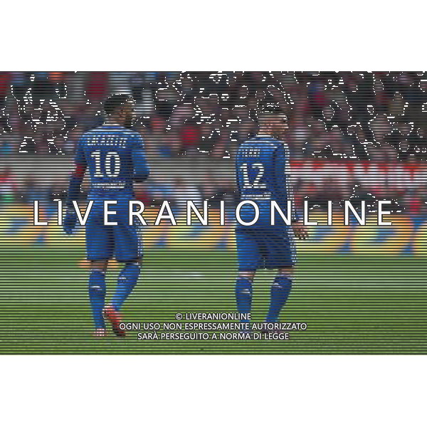 Alexandre LACAZETTE / Jordan FERRI - 04.04.2015 - Guingamp / Lyon - 31eme journee de Ligue 1 Photo : Vincent Michel / Icon Sport AG ALDO LIVERANI SAS ONLY ITALY