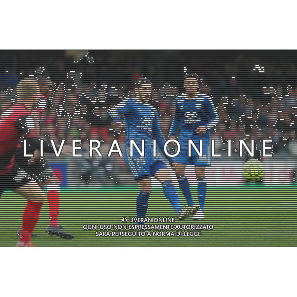 Yassine BENZIA - 04.04.2015 - Guingamp / Lyon - 31eme journee de Ligue 1 Photo : Vincent Michel / Icon Sport AG ALDO LIVERANI SAS ONLY ITALY