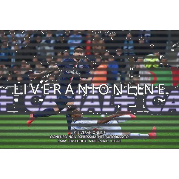 Ezequiel LAVEZZI / Mario LEMINA - 05.04.2015 - Marseille / Paris Saint Germain - 31eme journee de Ligue 1 Photo : Dave Winter / Icon Sport AG ALDO LIVERANI SAS ONLY ITALY