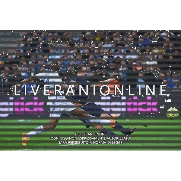 Zlatan IBRAHIMOVIC / Rod FANNI - 05.04.2015 - Marseille / Paris Saint Germain - 31eme journee de Ligue 1 Photo : Dave Winter / Icon Sport AG ALDO LIVERANI SAS ONLY ITALY