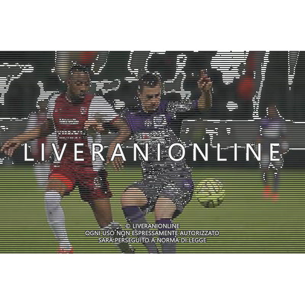 Romain METANIRE / Aleksandar PESIC - 04.04.2015 - Metz / Toulouse - 31eme journee de Ligue 1 Photo : Fred Marvaux / Icon Sport AG ALDO LIVERANI SAS ONLY ITALY