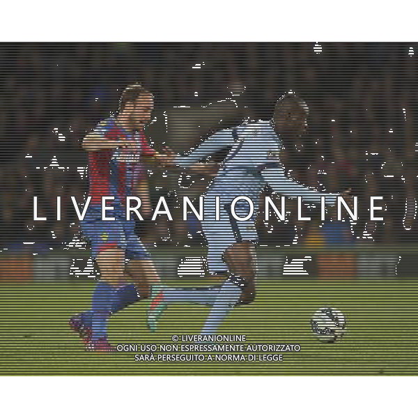 Manchester City\'s Yaya Toure holds off the challenge from Crystal Palace\'s Glenn Murray Photographer Ashley Western/CameraSport Football - Barclays Premiership - Crystal Palace v Manchester City - Monday 6th April 2015 - Selhurst Park - London © CameraSport - 43 Linden Ave. Countesthorpe. Leicester. England. LE8 5PG - Tel: +44 (0) 116 277 4147 - admin@camerasport.com - www.camerasport.com AG ALDO LIVERANI SAS ONLY ITALY