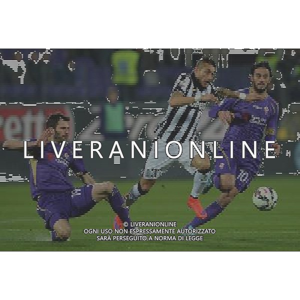 Coppa Italia TIM Cup 2014/2015 Semifinale Ritorno Firenze - 07.04.2015 Fiorentina-Juventus Nella Foto: pereyra tra basanta e alberto aquilani /Ph.Vitez-Ag. Aldo Liverani
