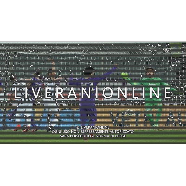 Coppa Italia TIM Cup 2014/2015 Semifinale Ritorno Firenze - 07.04.2015 Fiorentina-Juventus Nella Foto: il gol annullato a gonzalo rodriguez /Ph.Vitez-Ag. Aldo Liverani