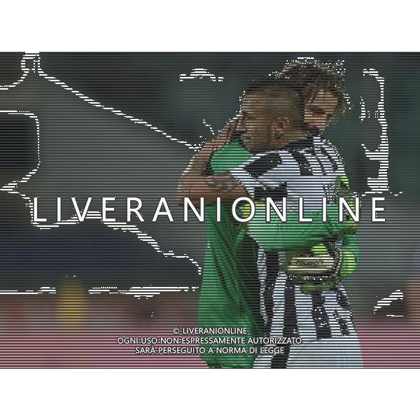 Coppa Italia TIM Cup 2014/2015 Semifinale Ritorno Firenze - 07.04.2015 Fiorentina-Juventus Nella Foto: esultanza di arturo vidal e marco storari con abbraccio a fine gara /Ph.Vitez-Ag. Aldo Liverani