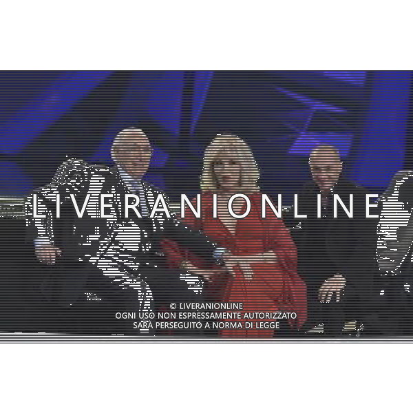 Roma - 09/04/2015 - Studi Rai Nomentano - La puntata Kick off della trsmissione TV \' Si puo\' fare \' condotta da Carlo Conti - nella foto: La giuria Pippo Baudo Amanda Lear e Yuri Chechi / Ph. Fabrizio Corradetti - Ag. Aldo Liverani sas