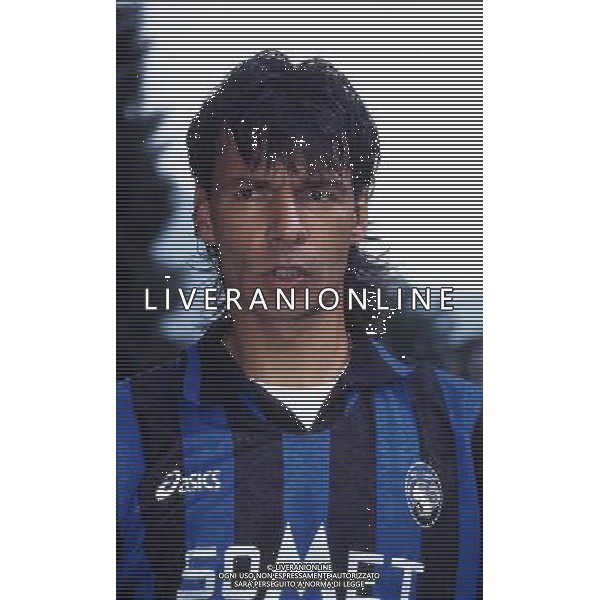RETROSPETTIVA SANDRO TOVALIERI CALCIATORE NELLA FOTO SANDRO TOVALIERI CON LA MAGLIA DEL L\'ATALANTA AG ALDO LIVERANI SAS