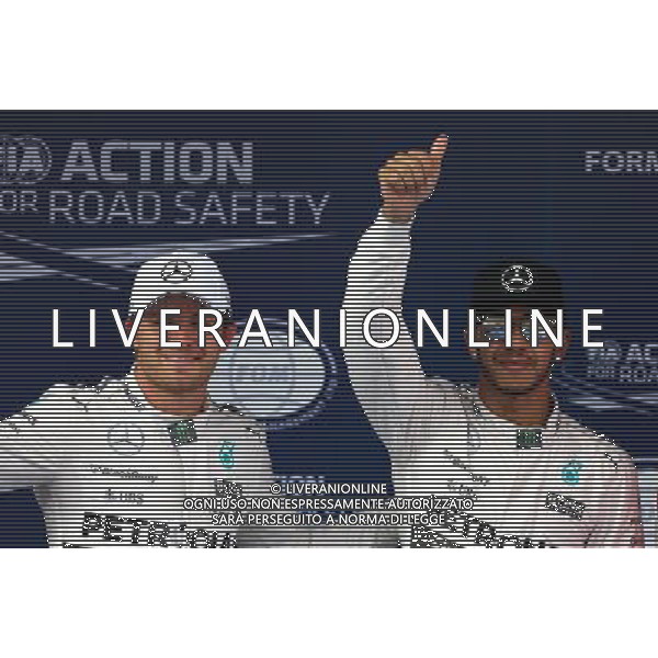 Nico Rosberg (GER), Mercedes AMG F1 Team and Lewis Hamilton (GBR), Mercedes AMG F1 Team 11.04.2015. Formula 1 World Championship, Rd 3, Chinese Grand Prix, Shanghai, China, Qualifying Day. AG ALDO LIVERANI SAS ONLY ITALY