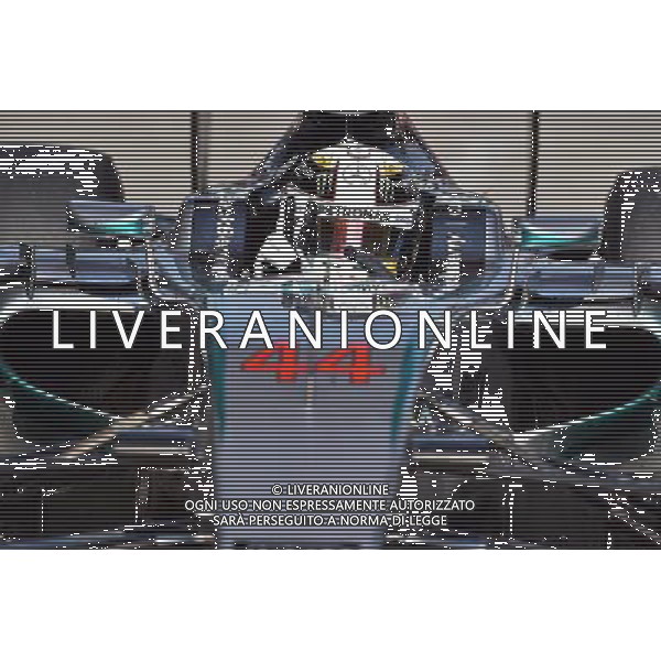 Race winner Lewis Hamilton (GBR) Mercedes AMG F1 W06 celebrates in parc ferme. 12.04.2015. Formula 1 World Championship, Rd 3, Chinese Grand Prix, Shanghai, China, Race Day. AG ALDO LIVERANI SAS ONLY ITALY