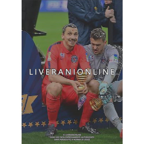 Victoire PSG / Zlatan IBRAHIMOVIC / Nicolas DOUCHEZ - 11.04.2015 - Bastia / PSG - Finale de la Coupe de la Ligue 2015 Photo : Dave Winter / Icon Sport