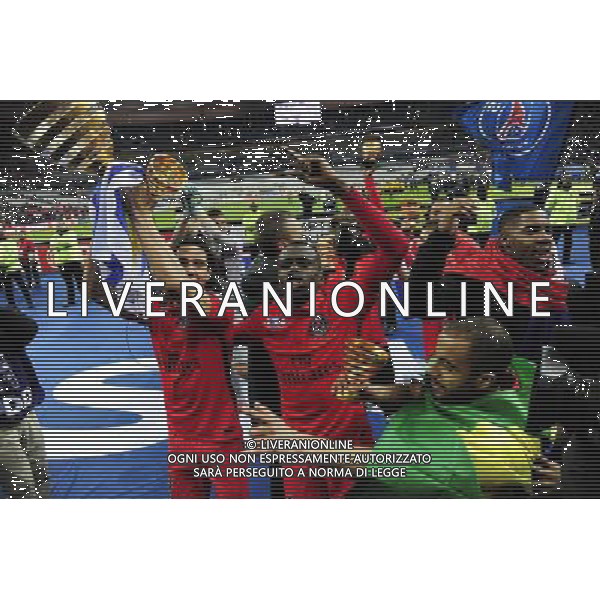 Victoire du PSG / Edinson CAVANI / Blaise MATUIDI / LUCAS MOURA - 11.04.2015 - Bastia / PSG - Finale de la Coupe de la Ligue 2015 Photo : Dave Winter / Icon Sport