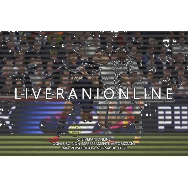 Isaac KIESE THELIN / Jeremy MOREL - 12.04.2015 - Bordeaux / Marseille - 32eme journee de Ligue 1 Photo : Caroline Blumberg / Icon Sport AG ALDO LIVERANI SAS ONLY ITALY