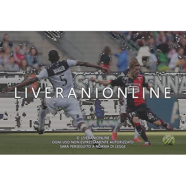 Pedro HENRIQUE / Moustapha DIALLO - 12.04.2015 - Rennes / Guingamp - 32eme journee de Ligue 1 Photo : Vincent Michel / Icon Sport AG ALDO LIVERANI SAS ONLY ITALY