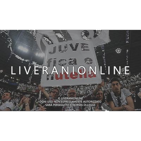 UEFA Champions League 2014/2015 Quarti di Finale Andata Torino - 14.04.2015 Juventus-Monaco Nella Foto: striscione tifosi juventus /Ph.Vitez-Ag. Aldo Liverani