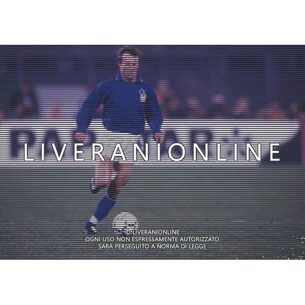 RETROSPETTIVA MANNINI MORENO CALCIATORE NELLA FOTO MANNINI MORENO CON LA MAGLIA DELLA NAZIONALE ITALIANA AG ALDO LIVERANI SAS
