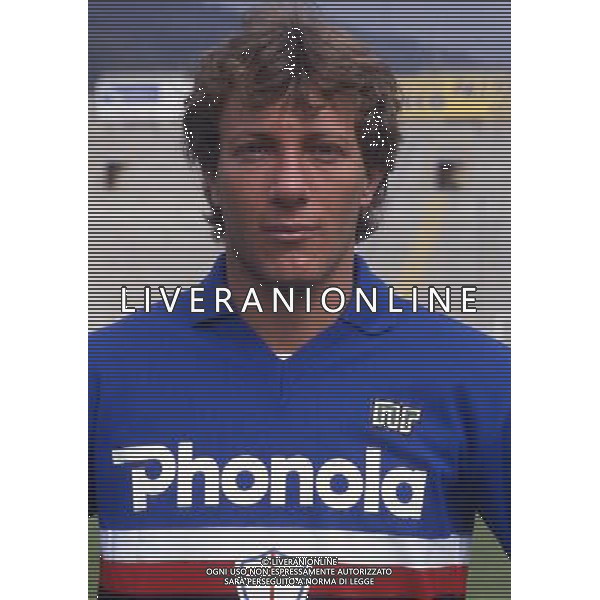RETROSPETTIVA MANNINI MORENO CALCIATORE NELLA FOTO MANNINI MORENO CON LA MAGLIA DELLA SAMPDORIA AG ALDO LIVERANI SAS