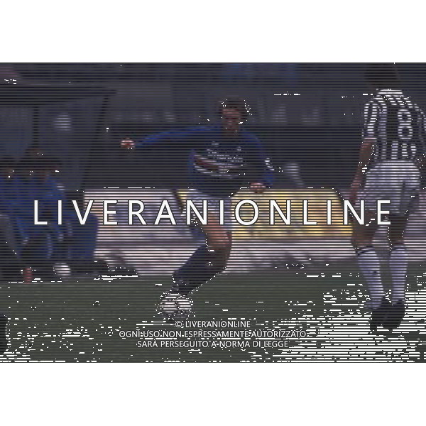 RETROSPETTIVA MANNINI MORENO CALCIATORE NELLA FOTO MANNINI MORENO CON LA MAGLIA DELLA SAMPDORIA AG ALDO LIVERANI SAS