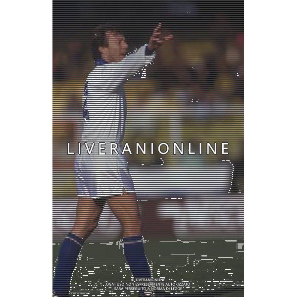 RETROSPETTIVA MANNINI MORENO CALCIATORE NELLA FOTO MANNINI MORENO CON LA MAGLIA DELLA NAZIONALE ITALIANA AG ALDO LIVERANI SAS